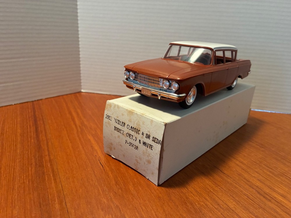 Jo-Han 1962 Rambler Classic Sedan • Promo Model • 1:25 Scale
