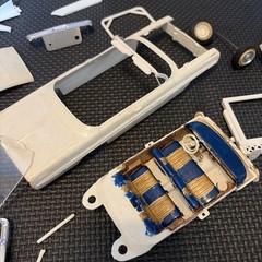 SMP 1961 CHEVROLET CONVERTIBLE CUSTOMIZING 1/25 SCALE 3 IN 1 KIT GENTLY STARTED