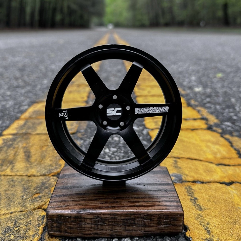 1/5 Scale Aluminum TE37-Style Wheel Display | With Hardwood Stand (Black)