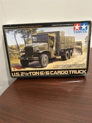 Tamiya U.S. 2 1/2-Ton 6 x 6 Cargo Truck 1-48 Scale Kit #32548 Sealed Parts