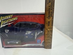 AMT Johnny Lightning 2005 Ford GT Die Cast 1:25 Model Kit Ertl Blue Skill 2 New