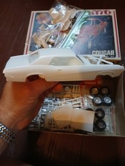 Amt 69 Mercury Cougar Model Kit