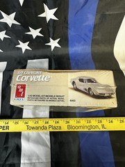 AMT / ERTL 69 Chevrolet Corvette: Model Kit 1/43 Scale