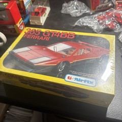 1973 FERRARI 365 GT4BB, USAIRFIX 1/24 SCALE PLASTIC MODEL KIT #8140, NEW MIB
