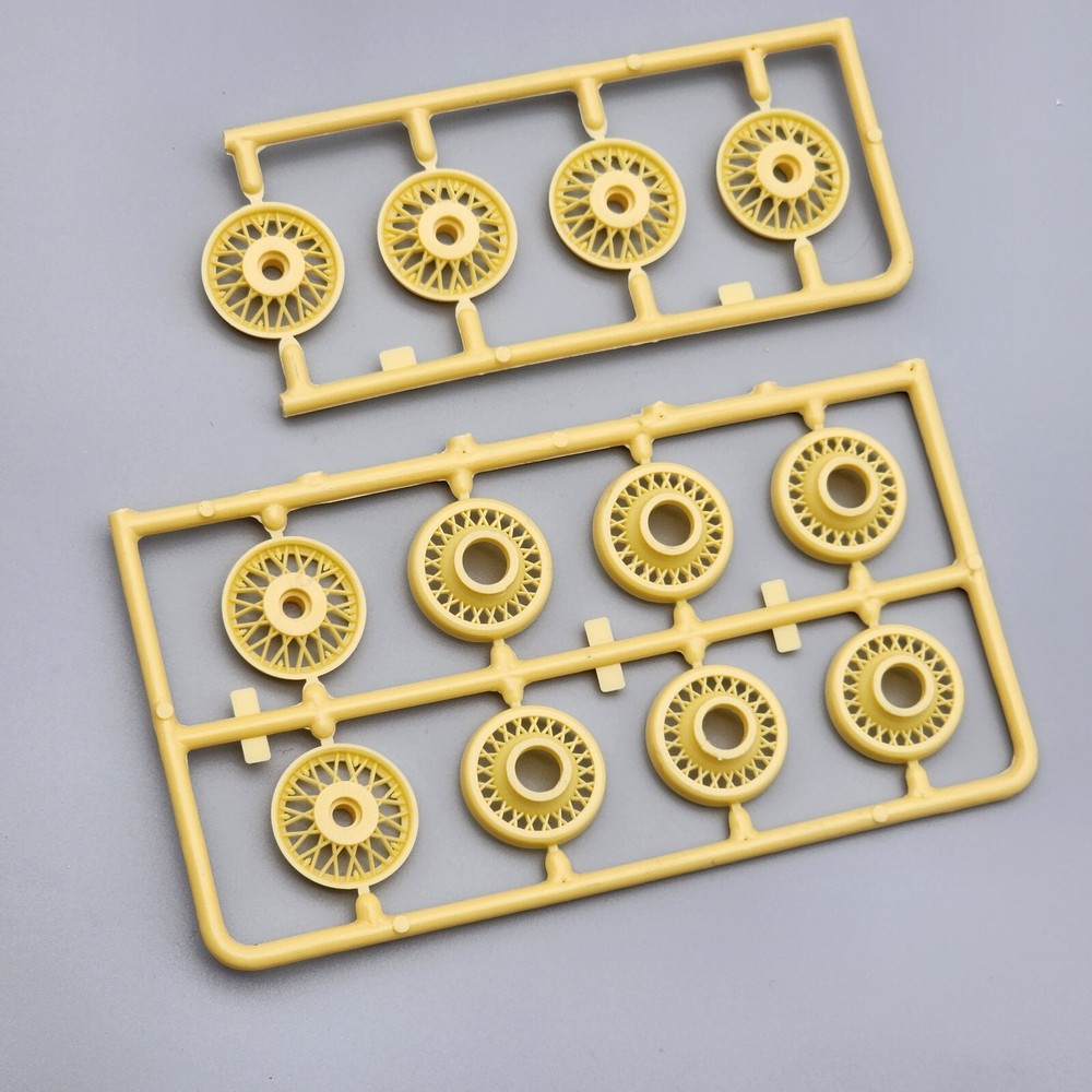 Testors 1/24 Mercedes 540K Parts Kit Bash Spoke Wheels