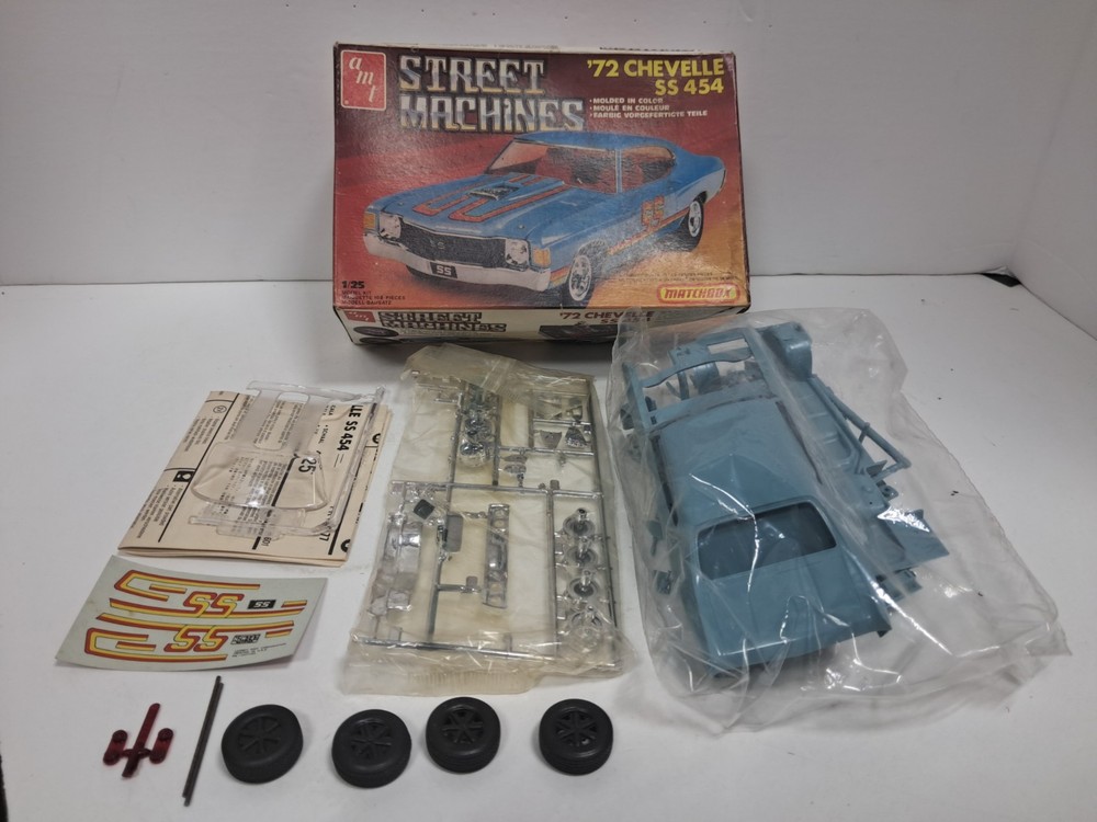 AMT 1/25 – STREET MACHINES 72 CHEVELLE SS 454 – Model Kit – PK-4177 – New In Box