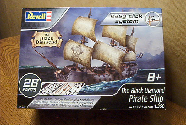 REVELL EASY CLICK ‘THE BLACK DIAMOND PIRATE SHIP 1:350 SCALE MODEL KIT #1237