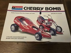 Vintage Monogram Cherry Bomb 1/24 Model Kit #6761 Show Rod Chopper Trailer