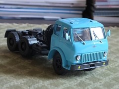 MAZ 515 MODIMIO 1/43 scale USSR Soviet Legendary Trucks Issue #56