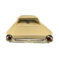 Vintage 1962 Ford Thunderbird 2 Door Hardtop Dealer Promo Car Model 1:25 AMT