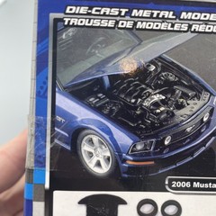 Maisto Assembly Line 2006 Ford Mustang GT Coupe 1:24 Die Cast Model Kit Lime Grn