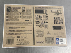 AMT 1977 Ford Cruising Van Model Kit #1108 Plastic 1/25 Truck Retro Deluxe