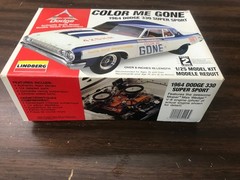 1/25 Lindberg Color Me Gone 1964 Dodge 330 Super Sport 72156
