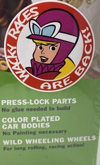 1:25 Wacky Races: Compact Pussycat Figure Snap MPC Model Kit Penelope Pitstop