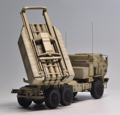 Meng 1/72 U.S. M142 HIMARS High Mobility Artillery Rocket System Model Kit