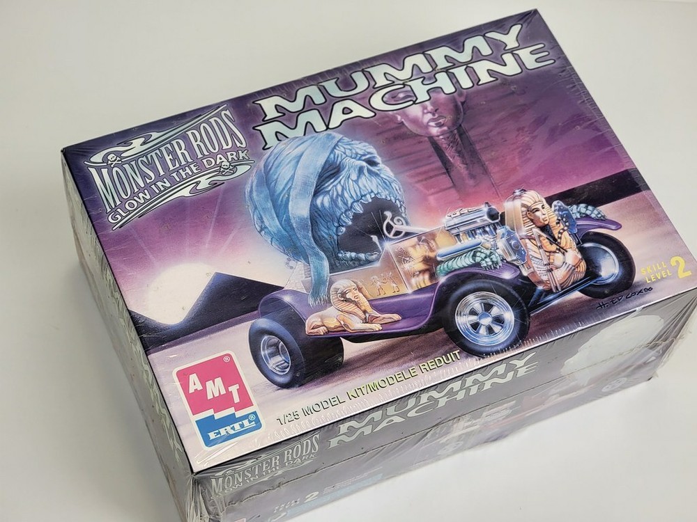 AMT 8580 Mummt Machine glows Hot Rod kit 1/25 Monster Rods 1996 Sealed