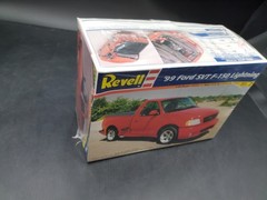 😎🚦Revell 1:25 Model Kit #85-7665 1999 Ford SVT F-150 Lightning see photos 🔥😎
