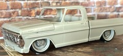 1/24 Scale: 24-Inch “Ford F100 Eluminator” Wheels And Tires; Resin