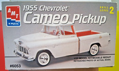 AMT 1955 CHEVROLET CAMEO PICKUP TRUCK MODEL CAR KIT