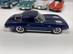 Lot Of 5 BUILT Model Cars NICE Lot#012 Corvettes