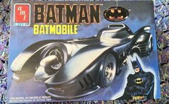1989 AMT Ertl Batman Batmobile Black 1:25 Scale Model #6877 Kit TM & DC Comics