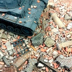 Painted Diorama 1/35 Building Ruins Rubble Bricks WWII Military Scene Prop Model