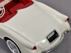 1/24 Scale 1953 Chevrolet CORVETTE Super Nice Model Car 1/25 C1 White/Red *NICE*