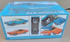 Revell ’69 Pontiac GTO 2’n 1 Factory Sealed Box 1:24 Scale Model Kit 14530