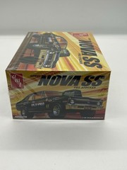 AMT “Old Pro” 1972 Chevy Nova SS Pro Stocker 1:25 Plastic Model Car Kit 1142