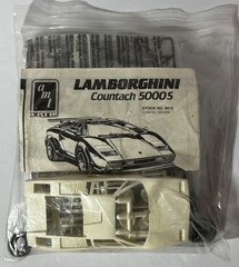 AMT/ERTL 8078 1/24 Scale Lamborghini Countach 5000S – VTG from 1985 – Bagged Kit