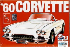 AMT 1374 ’60 Corvette model kit