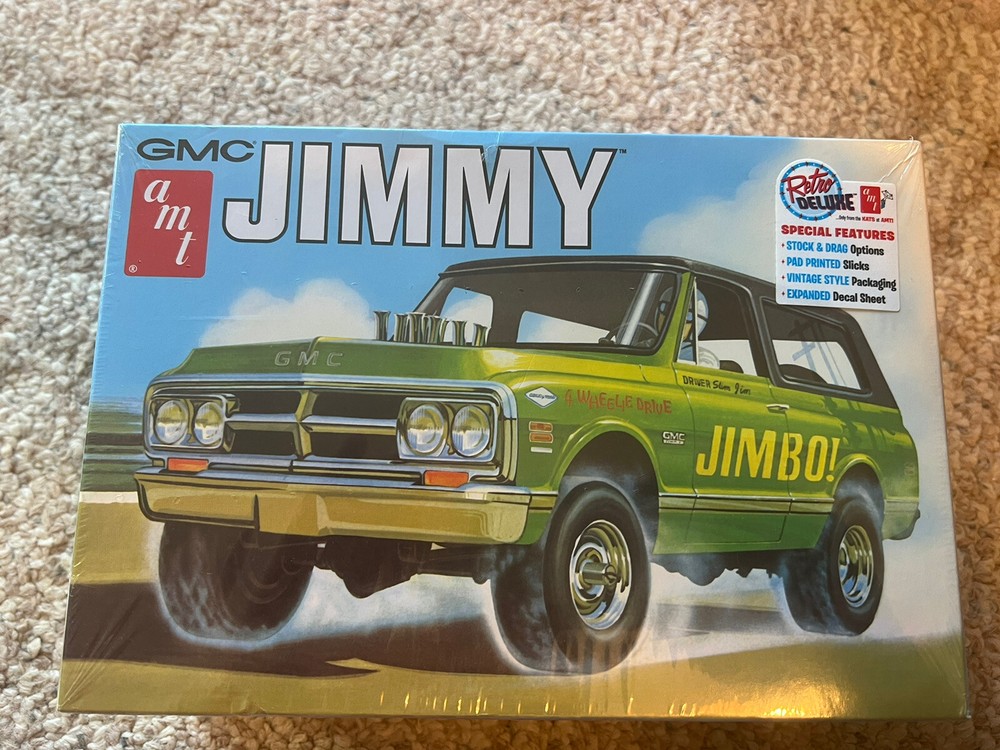 AMT GMC Jimmy Can be built stock or drag Complete 1:25 Scale New Sealed Box