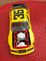 MONOGRAM 1/24 EARLY 85 QUINCY’S AK T-BIRD STOCK CAR FACTORY BUILT BOX ART MODEL