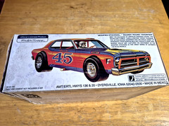AMT Model MODIFIED STOCKER ’69 FORD FALCON Kit #30142