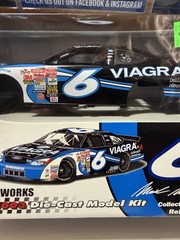 MARK MARTIN VIAGARA 2003 1/24 DIECAST MODEL KIT New SEALED Box