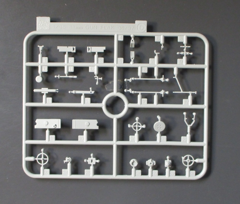 Cyber Hobby 1/35th Scale Panzer IV H w/88 Flak – Parts Tree D from Kit No. 6667