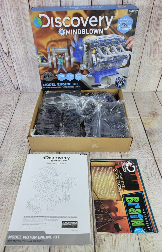 Discovery Model Engine Kit Ages 8+ Intermediate/Advanced 104 Pieces Open Box