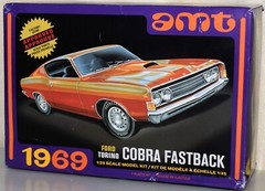 AMT 1969 TORINO COBRA #1217M/12 ⭐PARTS⭐ DASHBOARD 2 OPTION+HOOD SCOOP+MORE 1:25
