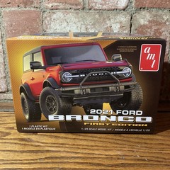 AMT 2021 Ford Bronco First Edition Model #1343m/12 (1/25)