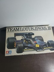 1/20 TAMIYA TEAM LOTUS J.P.S.Mk.III GRAND PRIX MODEL KIT #20004 UNBUILT #2