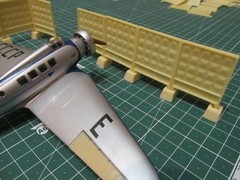 CONCRETE FENCE, TYPE 1 (8 PCS) 1/72 METALLIC DETAILS R7201