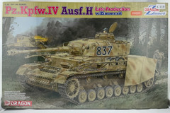 1/35 Dragon 6560 : Pz Kpfw. IV Ausf H Late Production w/ Zimmerit German Tank