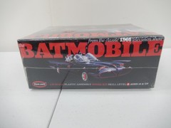 Polar Lights Batmobile 1/25 Scale Plastic Assembly Model Kit