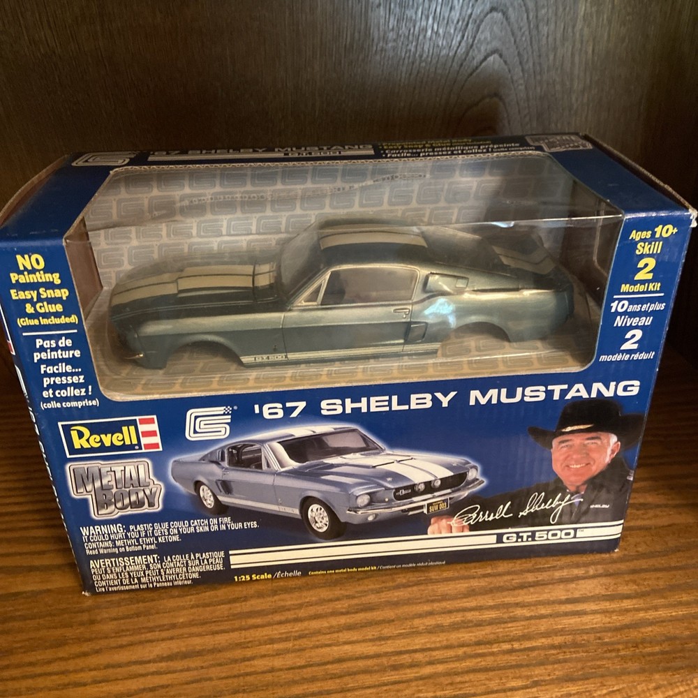 Revell ’67 Shelby Mustang GT500 Metal Body Factory Painted Kit 1/25 BLUE W/WHITE