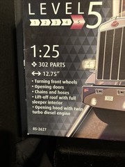 REVELL 85-2627 PETERBILT 359 MODEL KIT-NIB-1:25 SCALE