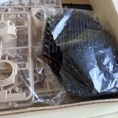 Heller Humbrol 81132 Hotchkiss H-35 Model 1:35 SEALED Part Extra Photo Etch Kits