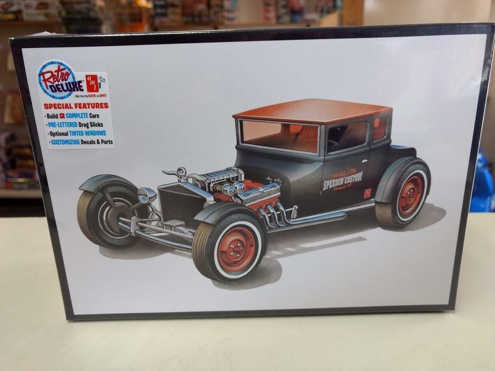 AMT 1167 1925 Ford Model T Chopped T model kit