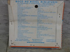 Roco Minitanks (NEW) 1/87 Z-323s Modern UN Pinzgauer 712 Ambulance Lot #4983