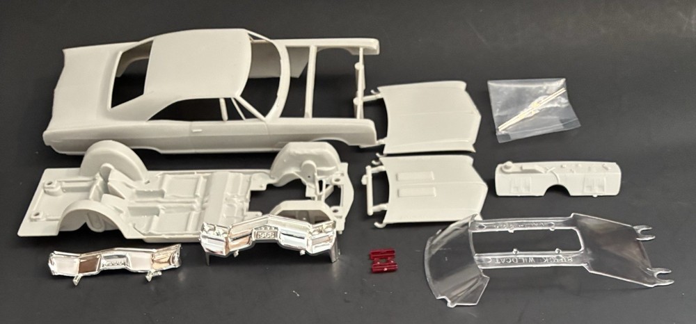 66 Buick Wildcat BODY MORE Slot Car? 300 1600A Model Car Parts