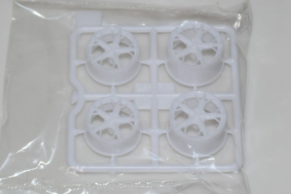 REVELL 2022 C8 CORVETTE 14583 ⭐PARTS⭐ SPRUE D-WHEEL ASSEMBLIES 1:25